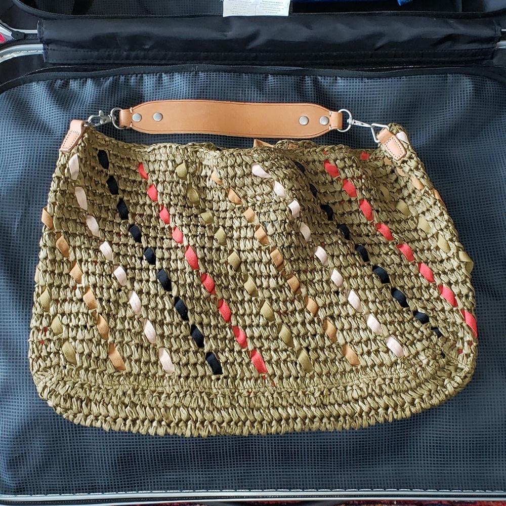 Straw tote